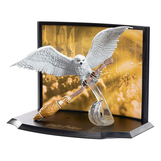 Figurina Harry Potter Hedwig Nimbus 2000