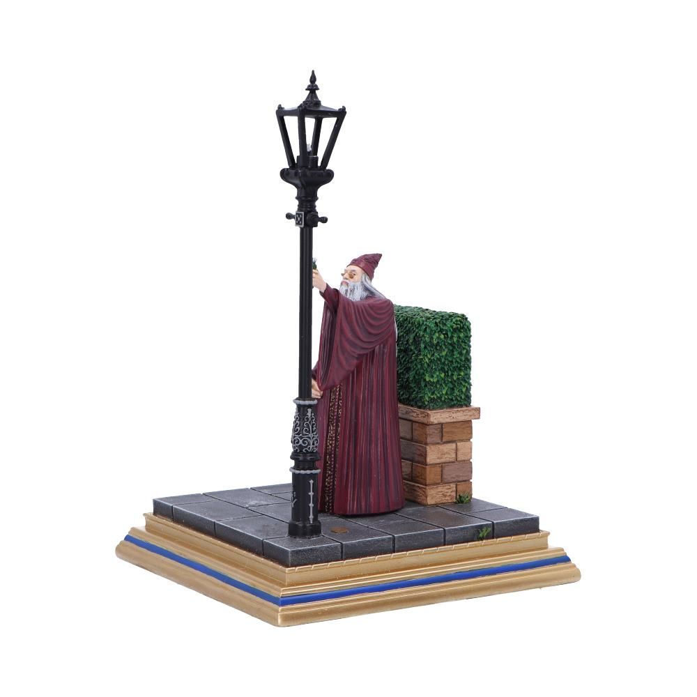 Figurina sculptata Harry Potter - Dumbledore Privet Drive