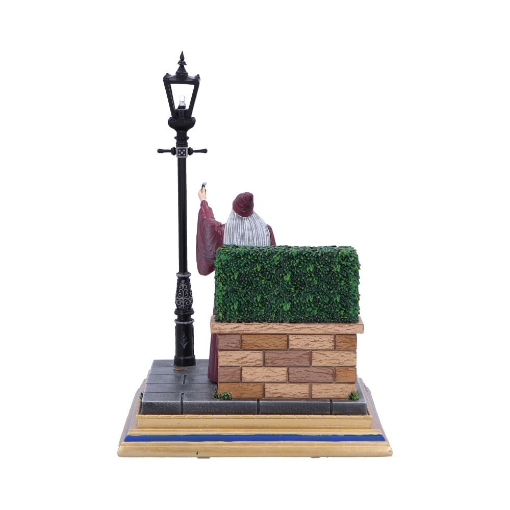 Figurina sculptata Harry Potter - Dumbledore Privet Drive