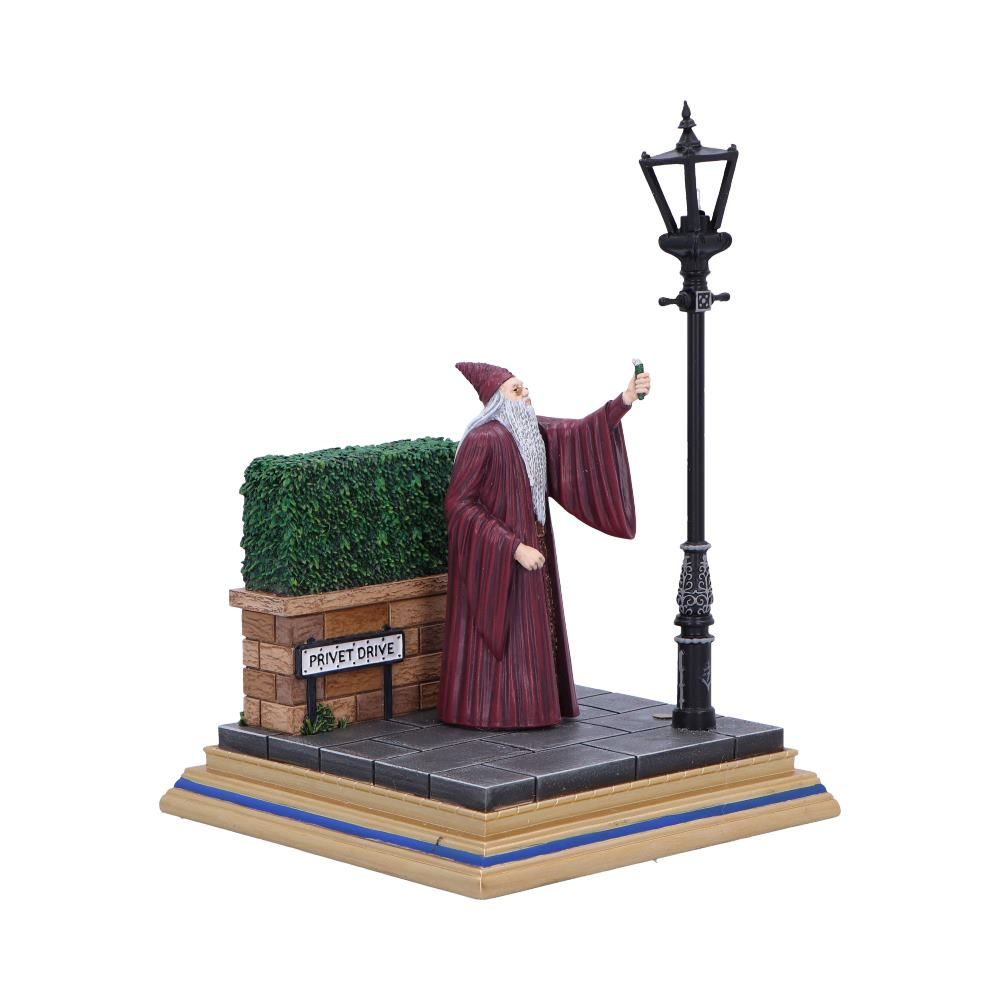 Figurina sculptata Harry Potter - Dumbledore Privet Drive