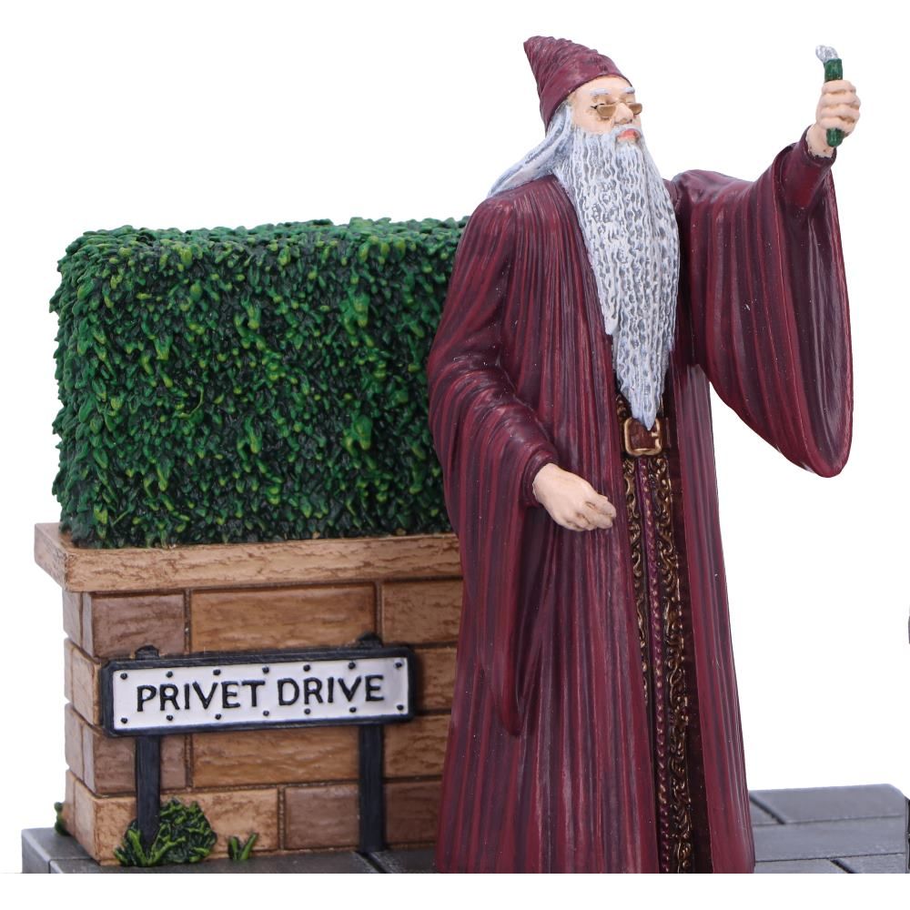 Figurina sculptata Harry Potter - Dumbledore Privet Drive