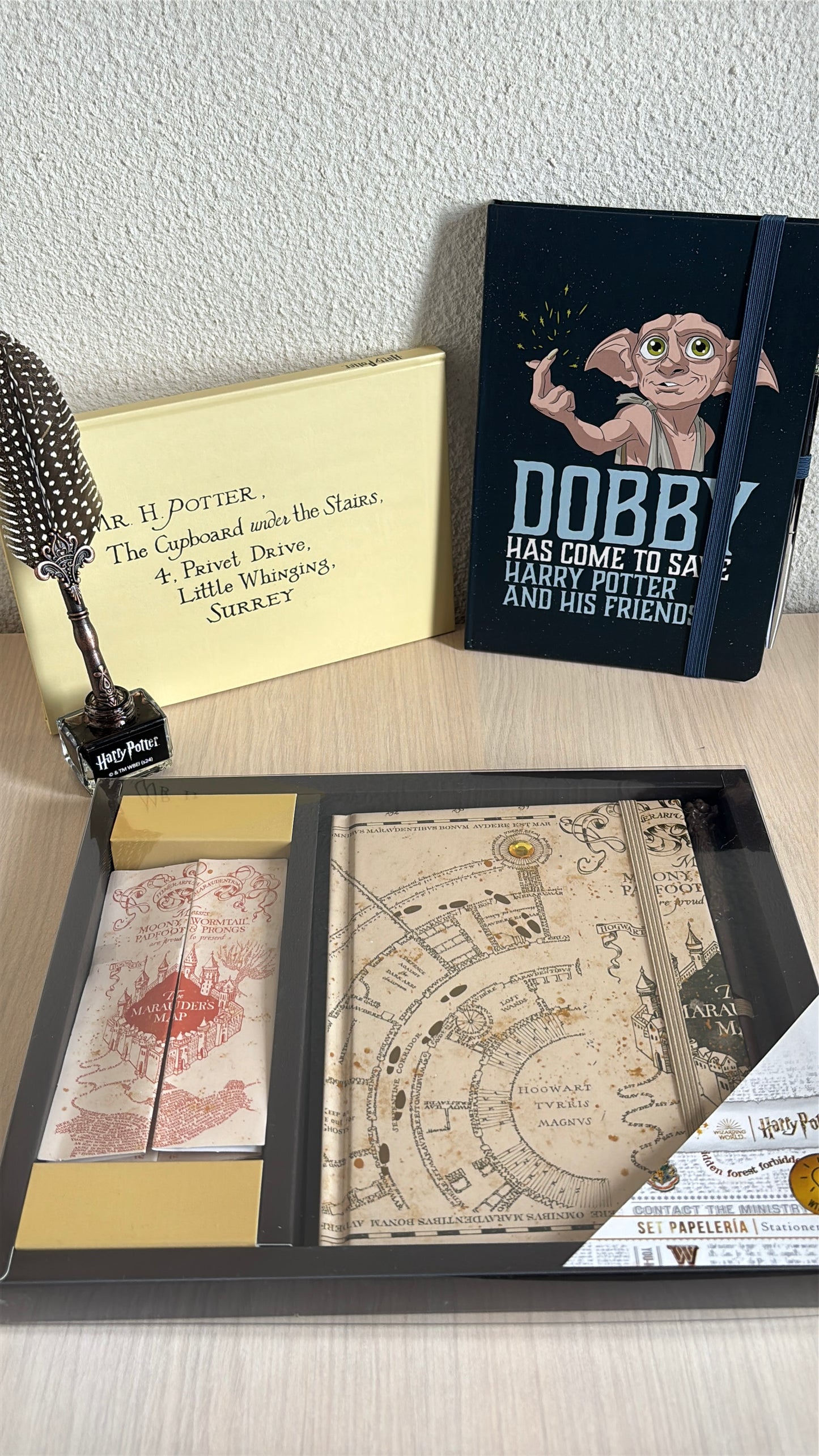 Set birotica Harry Potter Marauder's Map (caiet cu lumini LED, pix si harta)