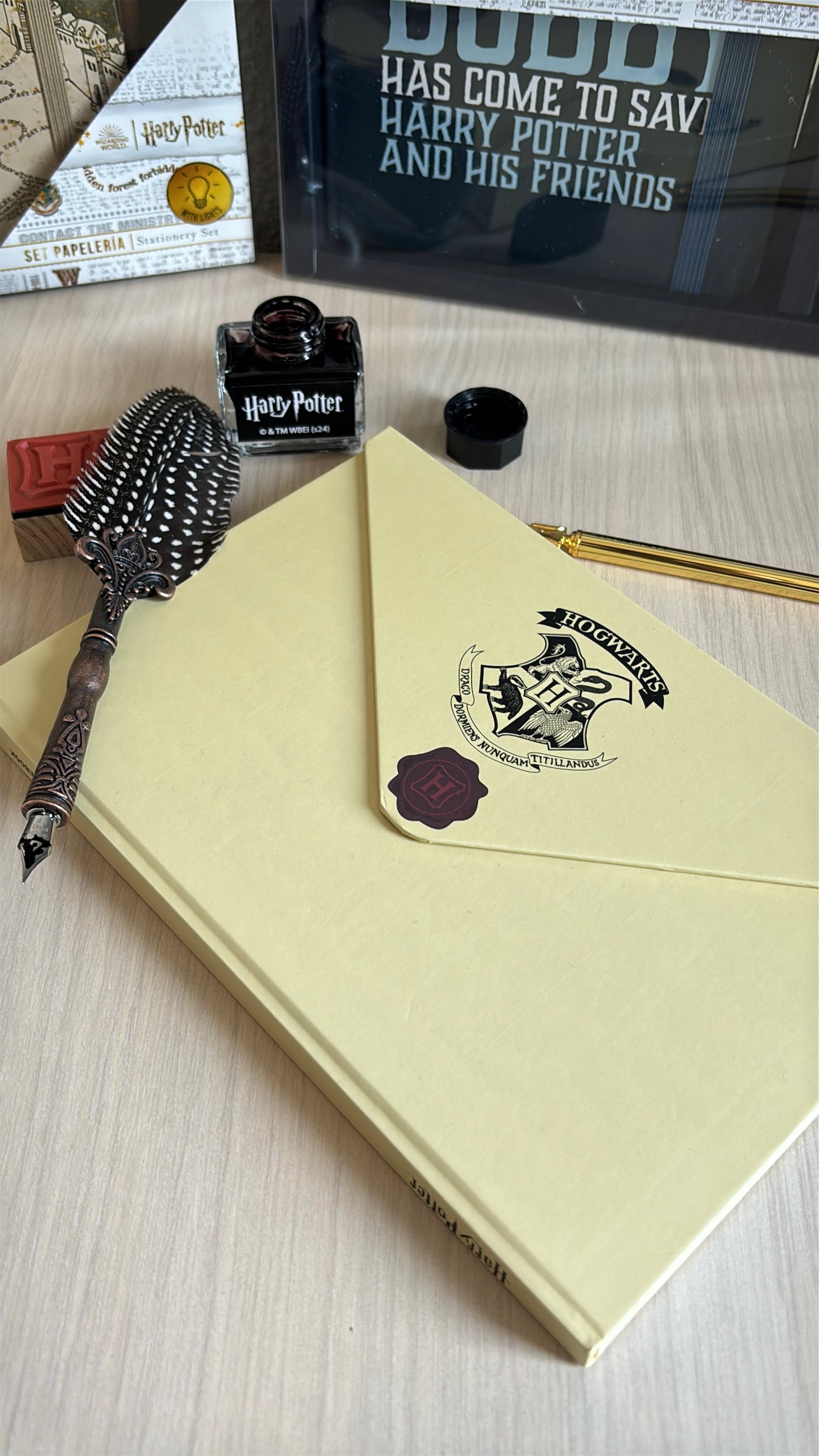 Set Birotica Harry Potter cu Pana de scris si Calimara