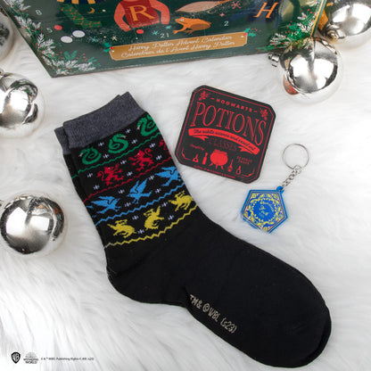 Șoseta și accesoriile din calendarul Advent Harry Potter Classic