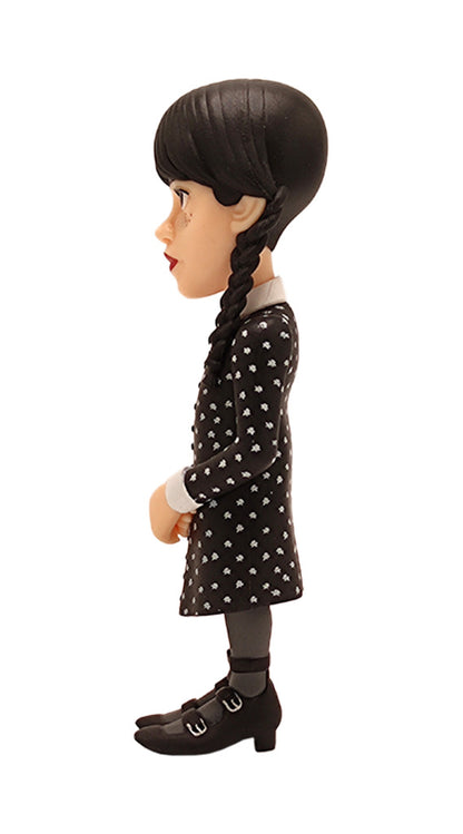 Figurina Wednesday Addams, vedere laterală din stânga