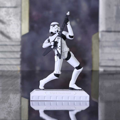 Figurina Stormtrooper Rock on expusă, fotografie de ambient