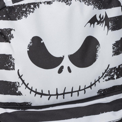 Detaliu cu chipul Jack Skellington de pe ghiozdan