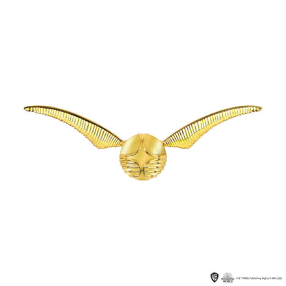 Accesoriul Golden Snitch inclus cu replica Nimbus 2000