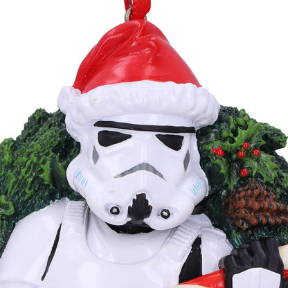 Detaliu cu casca ornamentului Stormtrooper Candy Gun